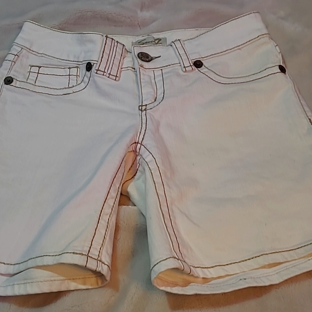 Seven 7 Jean shorts white size 6